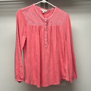 Women’s soft comfortable pullover, never worn